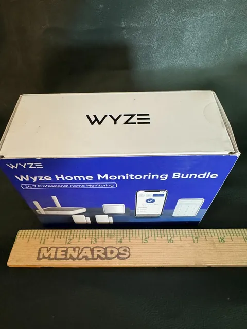 Wyze Home Monitoring System Core 5 Piece Starter Kit New Unused