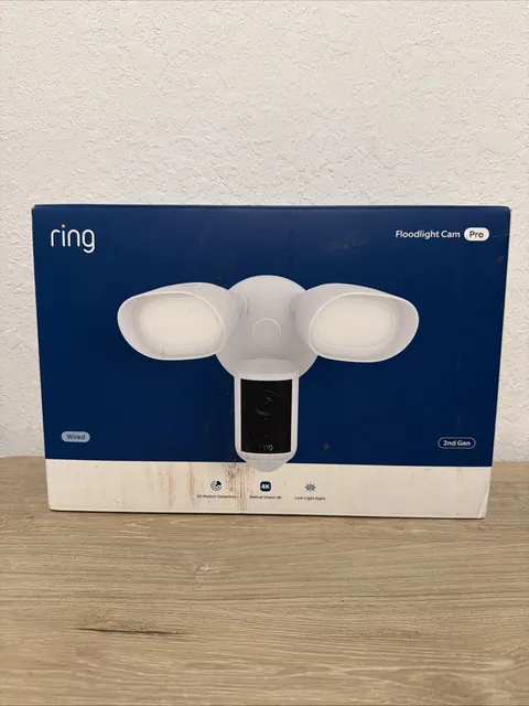 Ring Floodlight Cam Pro Wired 2nd Gen Retinal 4K - White , New