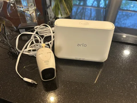 Arlo Netgear HD Base Station with 3 Security Camera