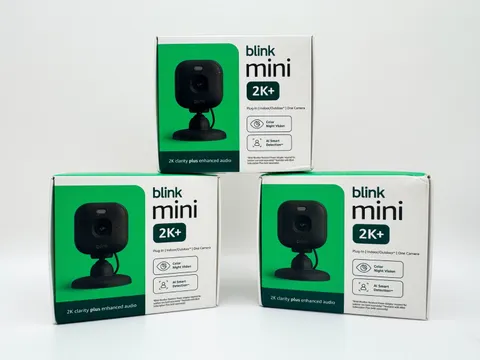 LOT OF 3x Blink Mini 2K+ Indoor Outdoor Plug-In Security Camera Color Night Vis