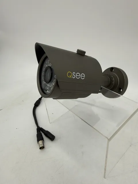 Q-See QM6510B TVL LED Nightvision Security Surveillance Bullet Camera 12v (4Lot)
