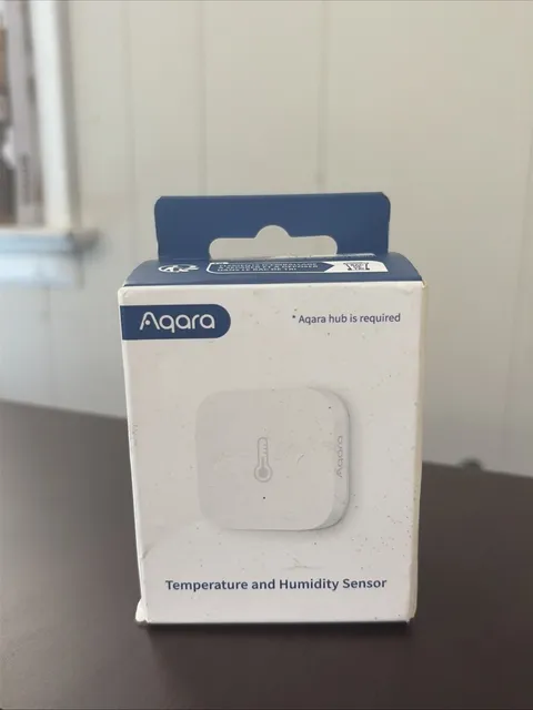 New Aqara Zigbee Temperature and Humidity Sensor- White. Sensor Only.