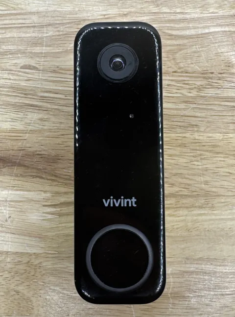 Vivint Gen 2 Doorbell Camera Pro (VS-DBC350-WHT) - Untested