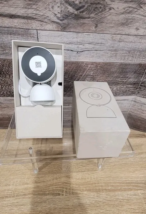 Google Nest Cam Indoor Wired 3rd Gen 2K Security Camera Snow Open Box