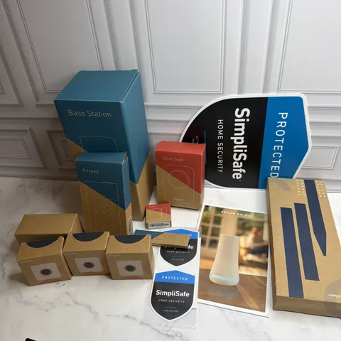 Brand New 8 PCs SimpliSafe Wireless Home Security System (Model SSCS3) SSCM1