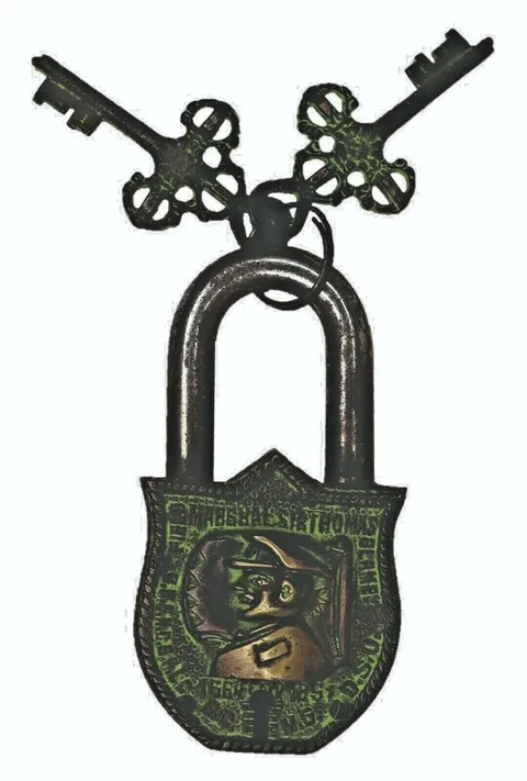 Marshal Sir Thomas Engraved Padlock Vintage Style Handmade Solid Brass Door Lock
