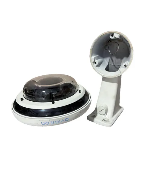 Avigilon 15 MP H4 Multisensor WDR Camera (15C-H4A-3MH-270) Pendant w/ Mount