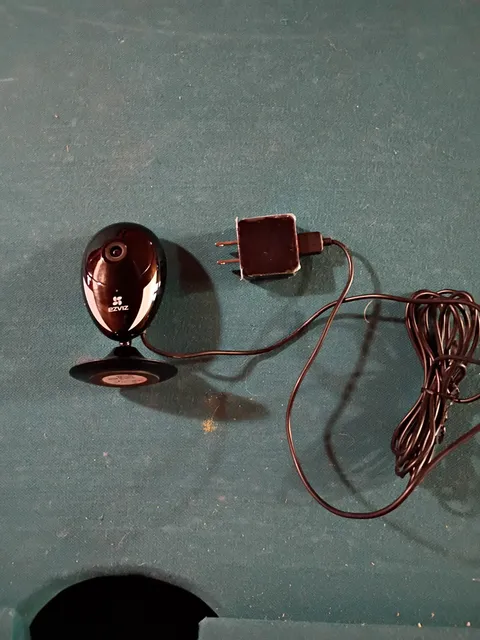 HD 720 Indoor Wi-Fi Camera  CS-CV206 Day/Night Auto Switch & Two Way Audio