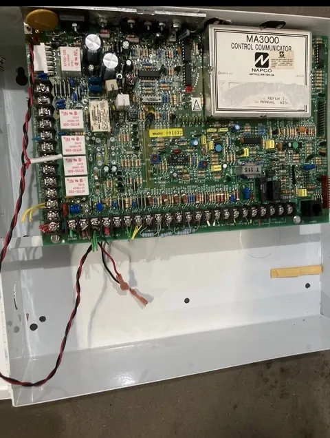 NAPCO RP3000LCD Keypads And MA3000 Control Communicator Console