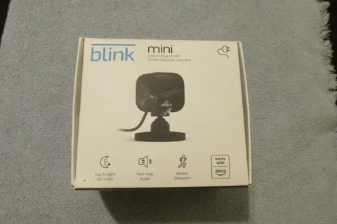 Blink BCM00300UB Mini Indoor 1080p Wi-Fi Security Camera - Black