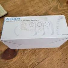GoveeLife Water Leak Detector 1S -  3+1 Pack w  Smart Gateway H5059 Ships Free!!