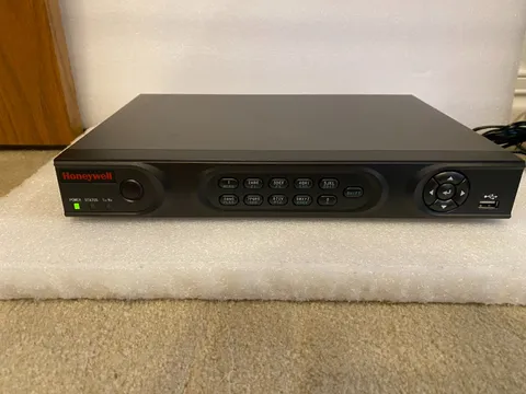 HONEYWELL HRG45 120 IPS 4-CHANNEL EMBEDDED DIGITAL VIDEO RECORDER