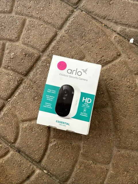 Arlo Essential 3rd Gen 1080P HD Outdoor Security Camera (2025) - VMC2080-1WMNAS