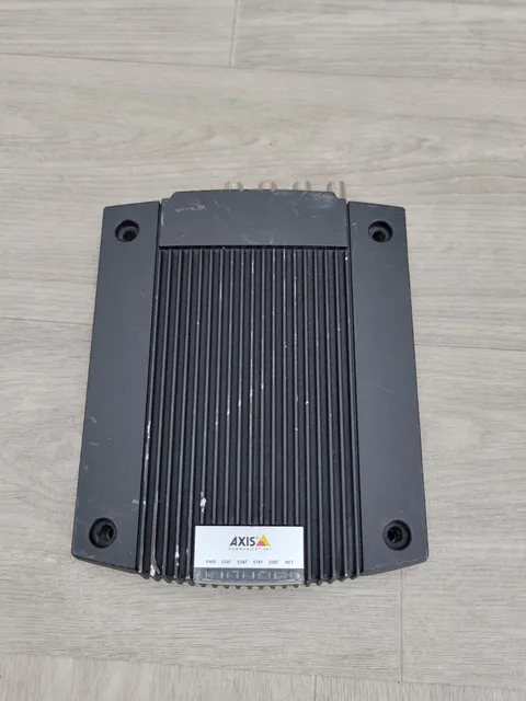 AXIS COMMUNICATIONS Q7404 - P/N 0291-001-01 Video Encoder
