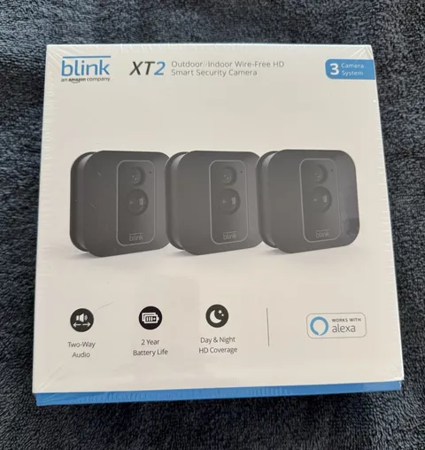 NEW-Blink XT2 3-Camera System