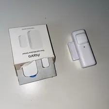 1 aqara and 1 switchbot : Aqara Door and Window Sensor  Zigbee Connection