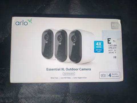 Arlo Essential XL Outdoor Camera 2nd Gen 3-Pack HD Wire-Free