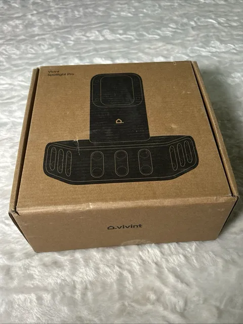 Vivint Spotlight Pro VS-ODL 100-WHT 180-degree People Tracking Sealed