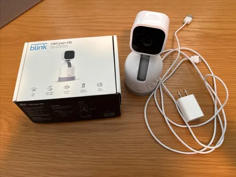Blink Mini Pan-Tilt Indoor Wired 1080P Security Camera - White