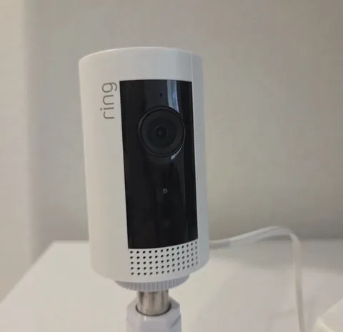 Ring Indoor Cam 5UM4E5 White HD Security Camera With Swivel Stand
