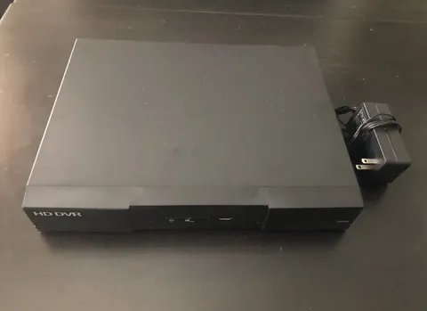 16 CH  4MP  10 TB DVR
