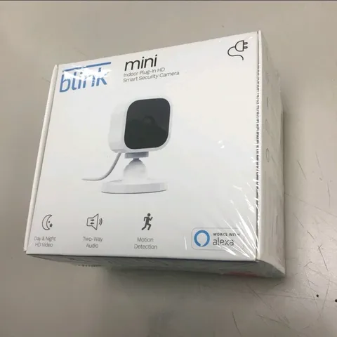 Blink Mini BCM00300U 1080p HD Indoor Plug-In Smart Security Camera NEW SEALED