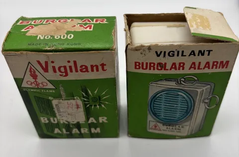 VINTAGE 2 PK NO. 600 VIGILANT BURGLAR ALARM W/BOX PRE-OWNED HONG KONG
