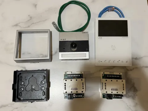 Video Intercom System - Comelit - Art. UT8020 - Comelit IP (VIP) Art. 6742W
