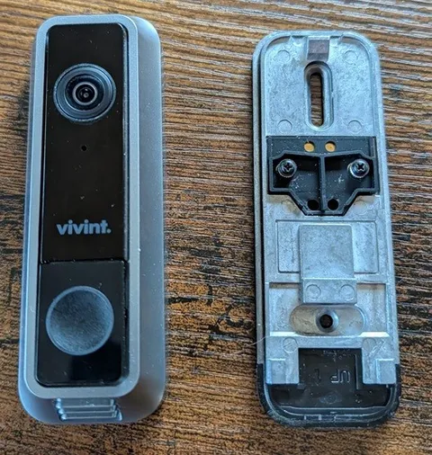 Vivint Doorbell Camera VS-DBC250-110