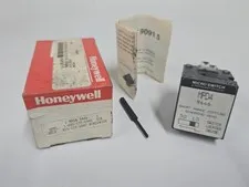 Honeywell Micro Switch MPD4 9446 Short Range Diffuse Scanning Head Sensor