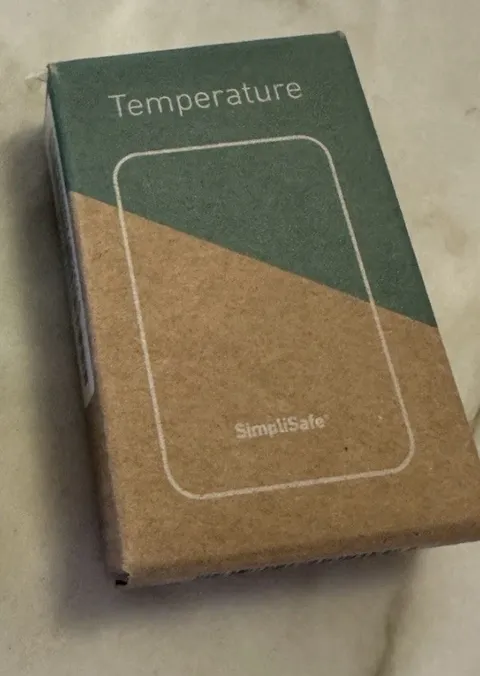 ONE-SimpliSafe FS3 Wireless Temperature Sensor Freeze Alert NIB