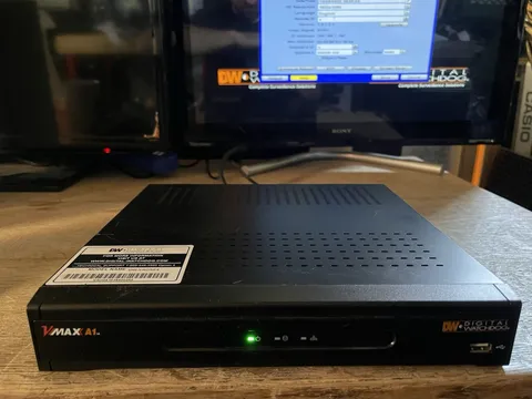 Digital Watchdog VMAX A1 DW-VAONE4 2TB Surveillance With Power Supply Works 2TB