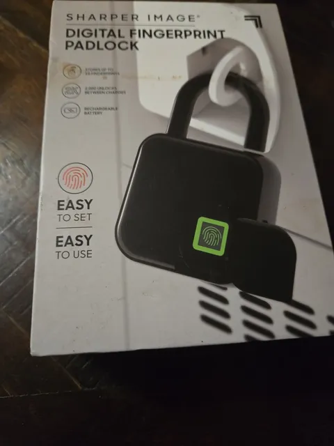 Sharper Image  DIGITAL FINGERPRINT PADLOCK, Black.