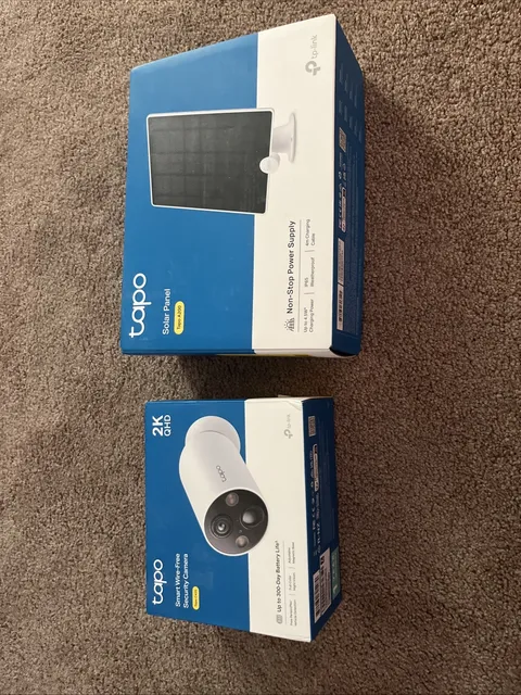 TP-Link Tapo Wire-Free MagCam, Indoor/Outdoor 2K QHD , And Tapo Solar Panel