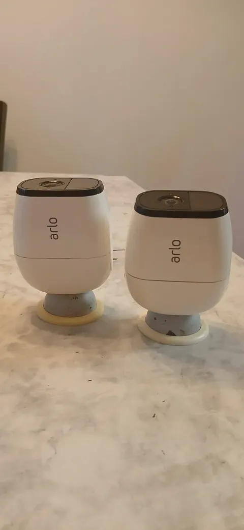 2  NETGEAR Arlo Pro VMC4030 1080 Wireless Cameras Surveillance Security 