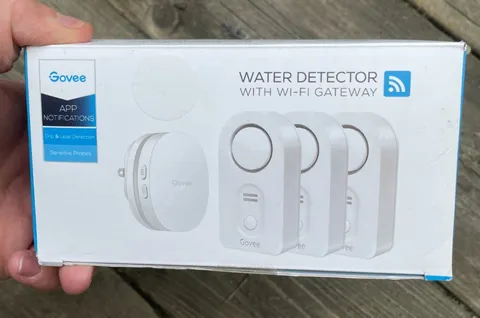 Govee Water Detector With Wi-Fi Gateway H5040 + H5054 White With User Manual