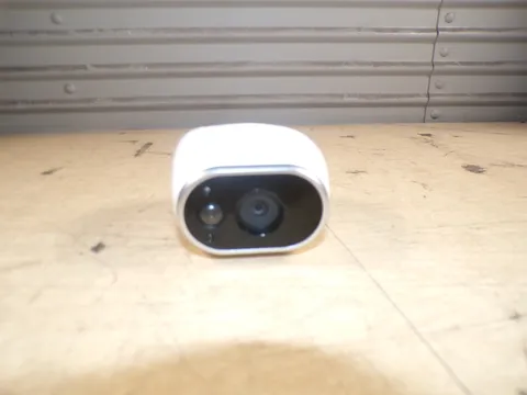 X2 ARLO NETGEAR ARLO GO VML4030-100PAS CAMERA **NO BATTERY