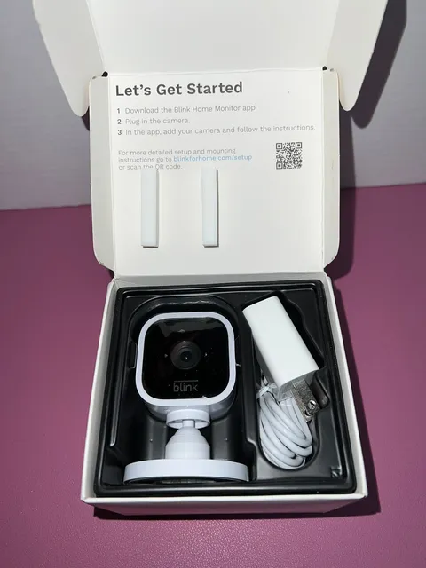 Blink BCM00300U Mini Indoor Plug-in Smart Surveillance Camera