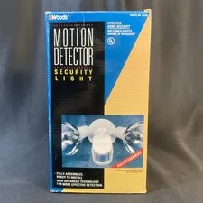 Woods #2319 Outdoor Security Light Motion Detector Kit White 80 Feet 110 Deg NEW