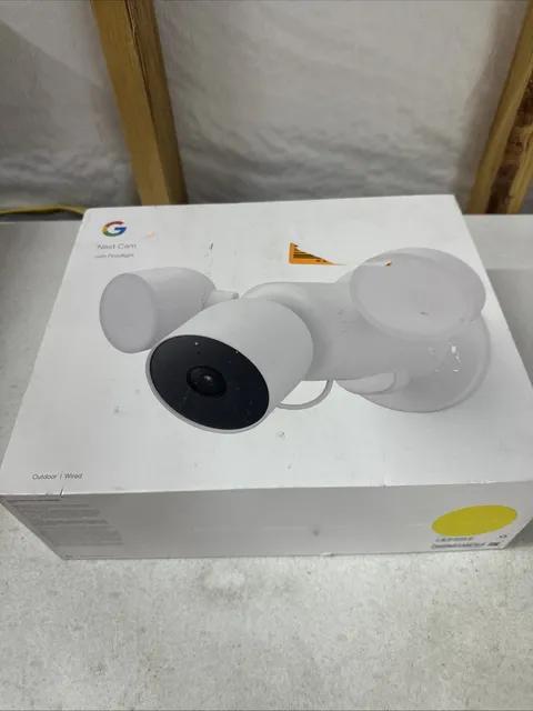 Google Nest Cam with Floodlight Outdoor Camera White ( GA02411-US) - New/Damaged