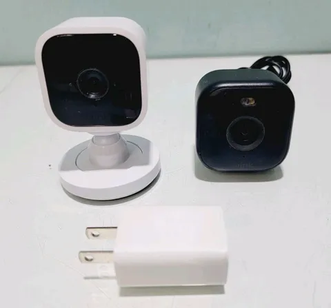 Blink Mini Indoor Lot 2 Plug-in Smart Security Cameras 1080 HD Motion Detection