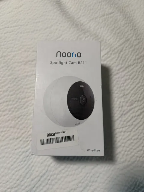 Noorio Spotlight Cam B210 Wire-Free Outdoor Security Camera – New SEALED