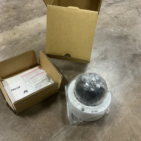 Pelco Sarix IMP 331 Series Indoor & Environmental Dome Security Camera Lot Of 4
