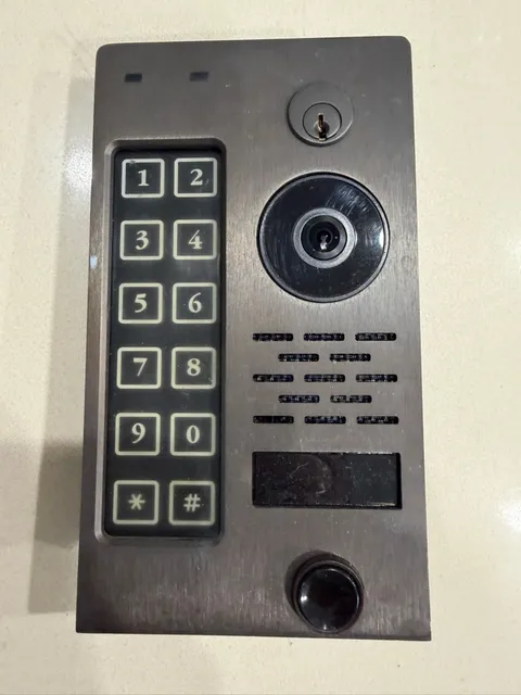 HoloVision Model 304 Series Intercom Door Entry Box