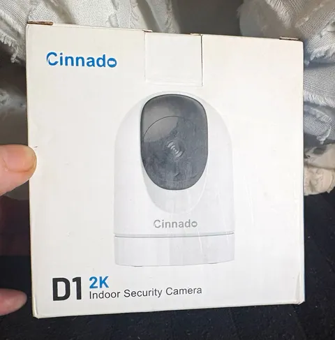 Cinnado D1 2K Indoor Wi-Fi IP Security Camera Pan/Tilt Mic Speaker White