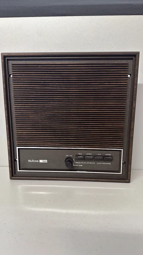 Nutone Scovill SS-48C 8" Inside Speaker w/ Controls