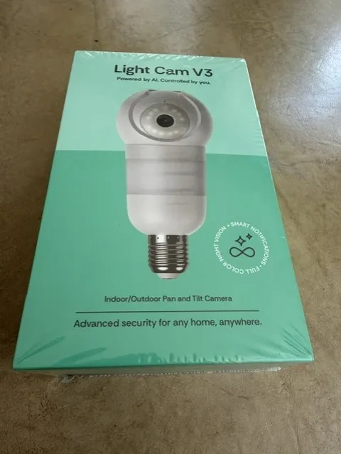 SEALED LUNA Light Cam V3 Indoor/Outdoor Pan-Tilt Zoom Full Color Night Vision