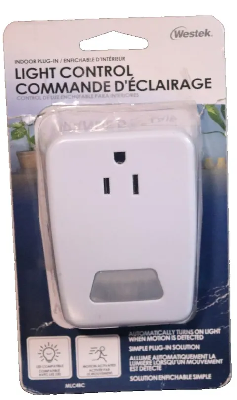 Westek MLC4BC Indoor Plug-In Motion Activated Light Control – White - NOS