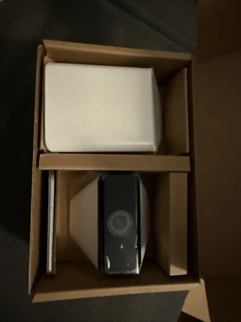 NEW XHC1-SE XW3-SE XFINITY INDOOR  OUTDOOR HOME SECURITY CAMERA HSD+XH NIB