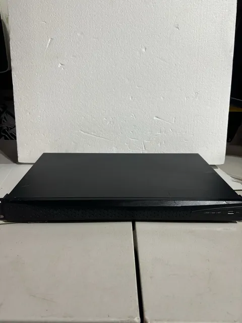 Visualint Mini Max Series NVR Serial No:VI-M-8-2000 User Unit No Accessories